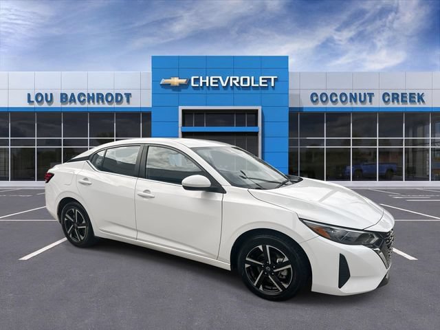Used 2024 Nissan Sentra SV FWD image 2
