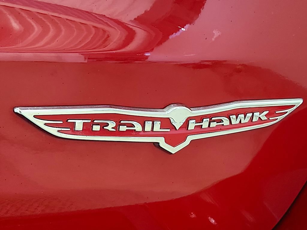 Used 2018 Jeep Grand Cherokee Trailhawk AWD/4WD image 41