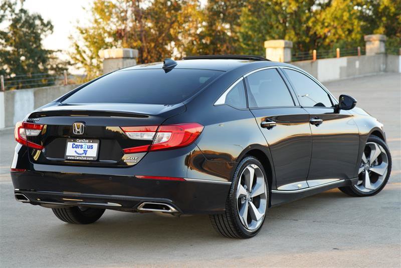Used 2019 Honda Accord Touring image 6