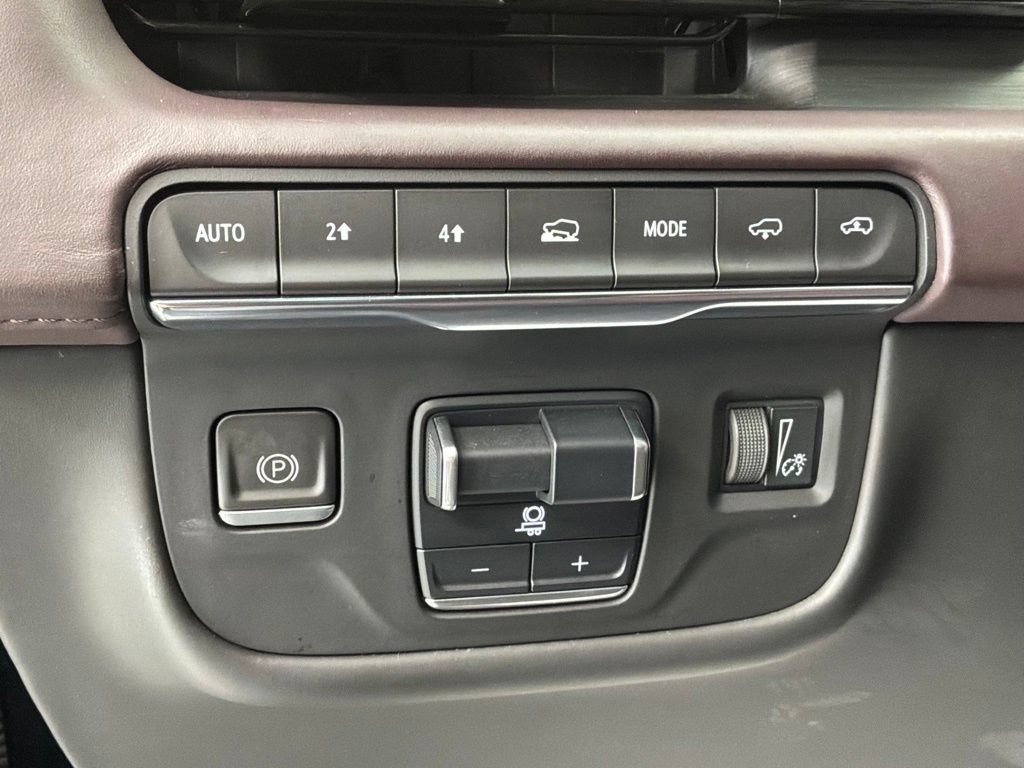 Used 2021 Cadillac Escalade Premium Luxury Platinum AWD/4WD image 13