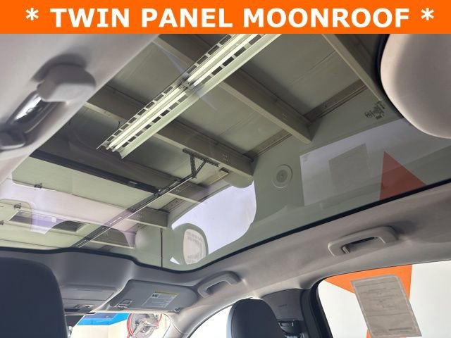 New 2025 Ford Mustang Mach-E Premium w/ Sport Appearance Package AWD/4WD image 34