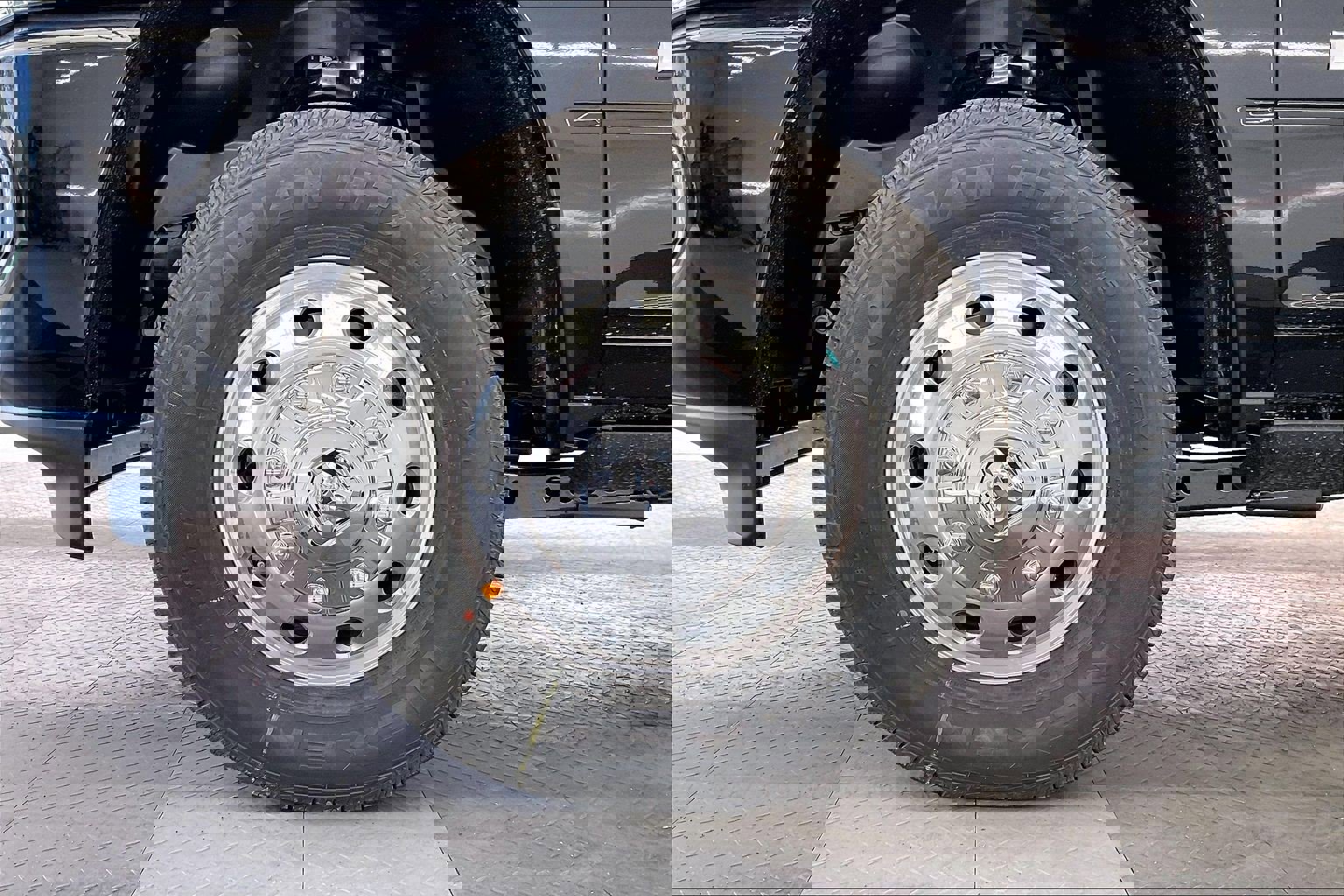 New 2026 RAM 3500 Laramie AWD/4WD image 14