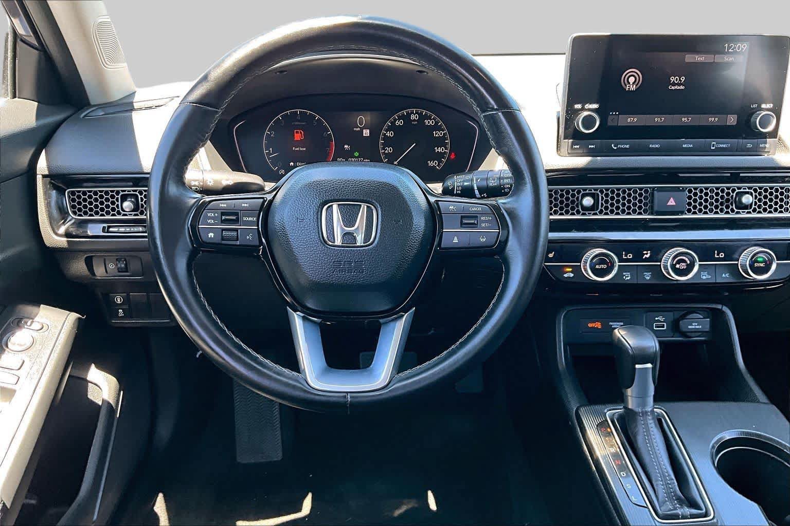 Used 2024 Honda Civic EX-L image 5