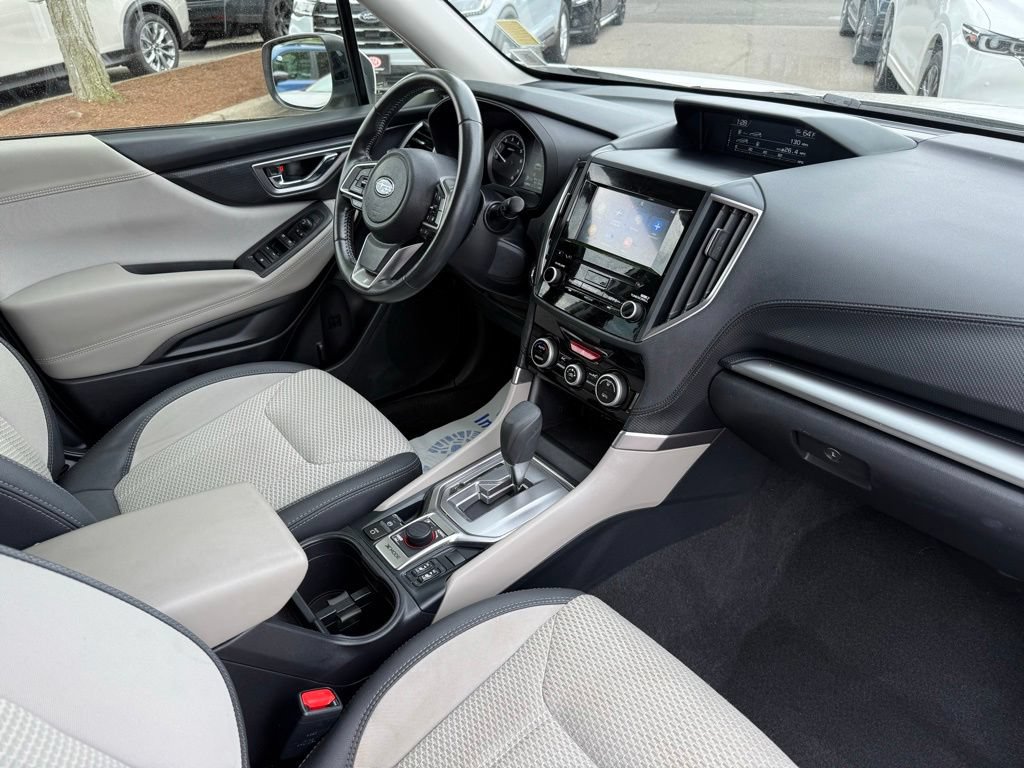 Used 2023 Subaru Forester Premium AWD/4WD image 29