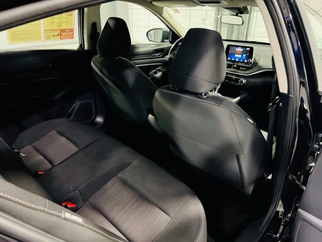 Used 2025 Nissan Altima 2.5 S FWD image 27