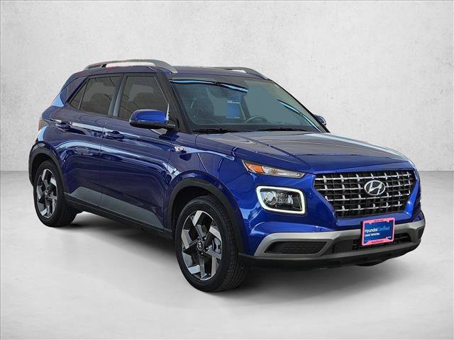 Certified 2024 Hyundai Venue Limited FWD image 3