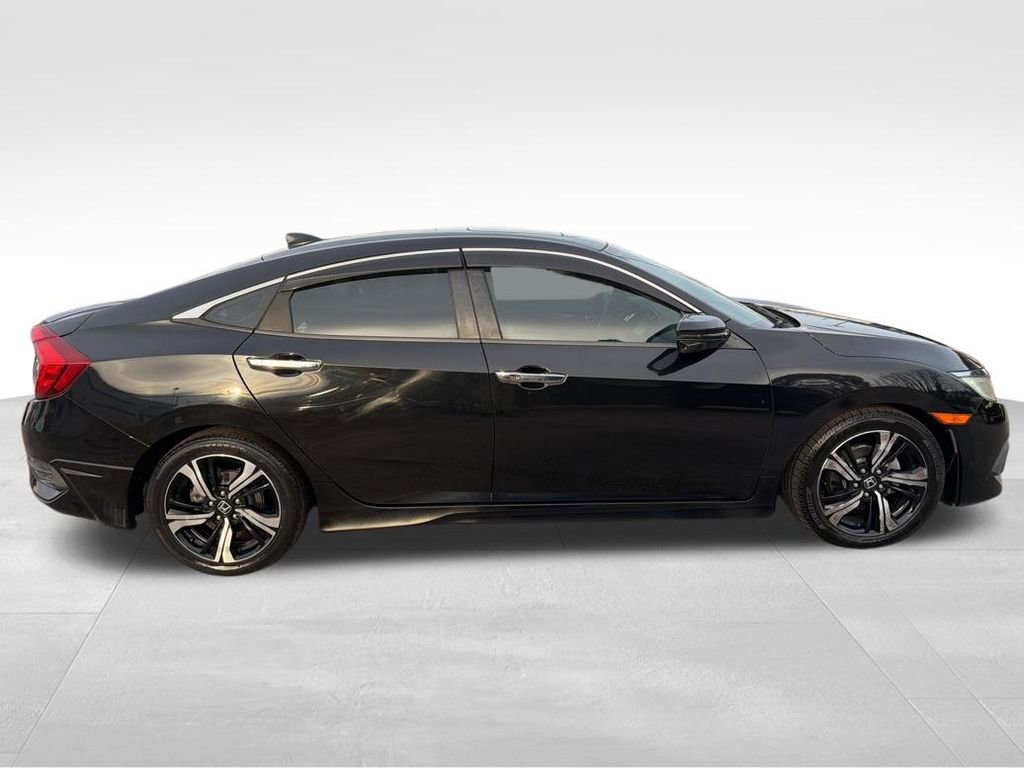 Used 2016 Honda Civic Touring image 6