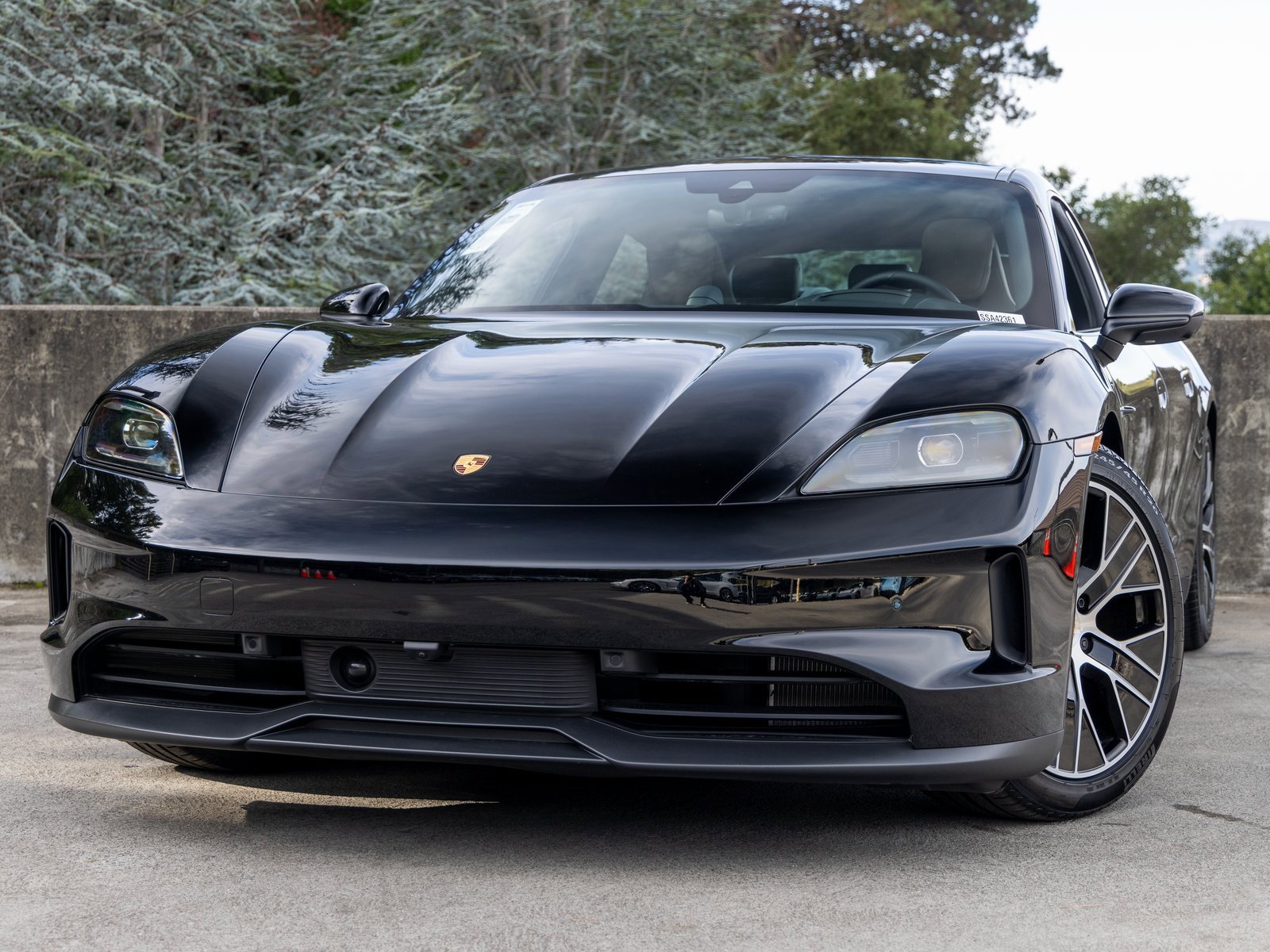 New 2025 Porsche Taycan 4S image 7