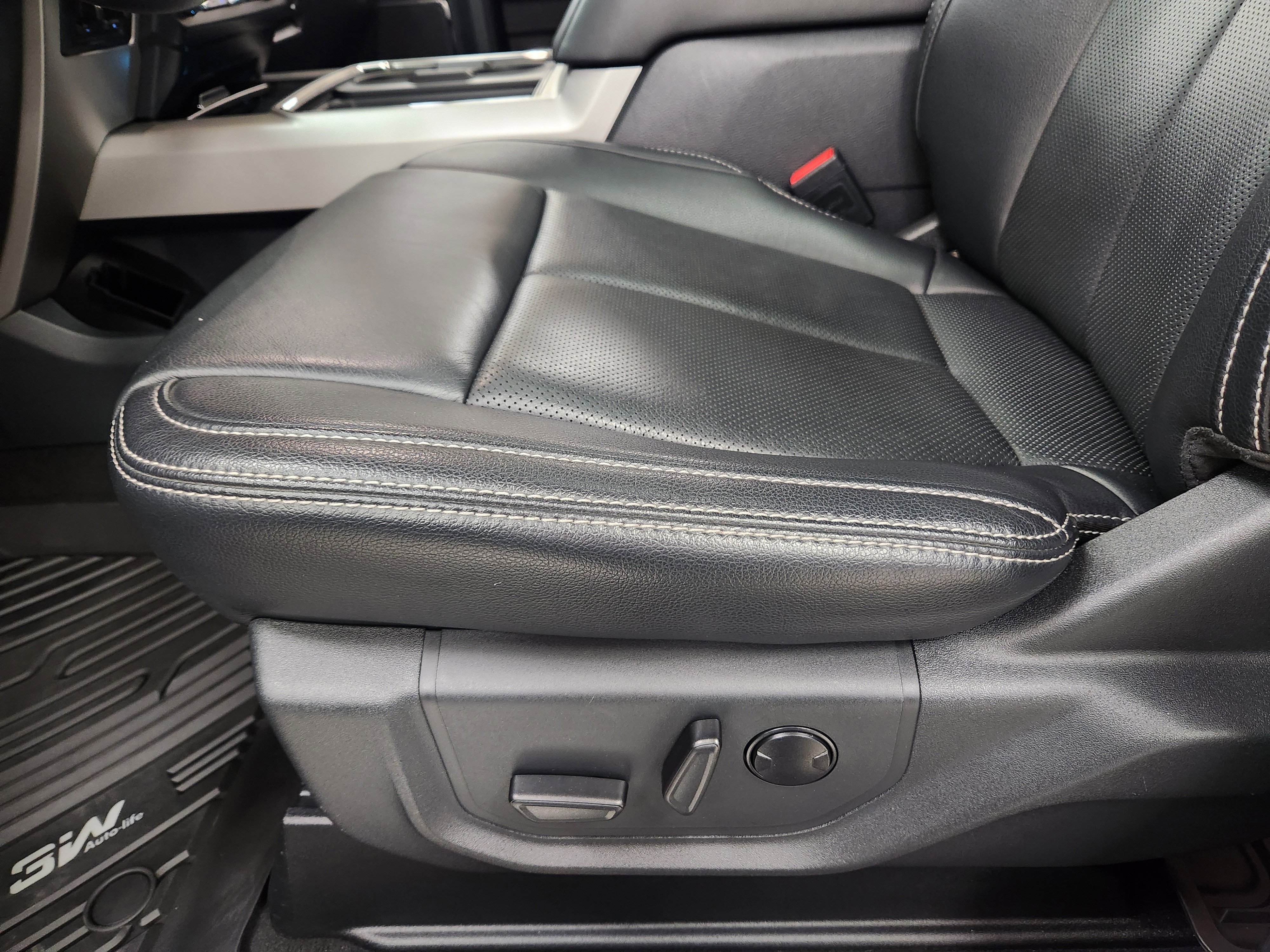 Used 2022 Ford F250 Lariat w/ Lariat Ultimate Package image 15