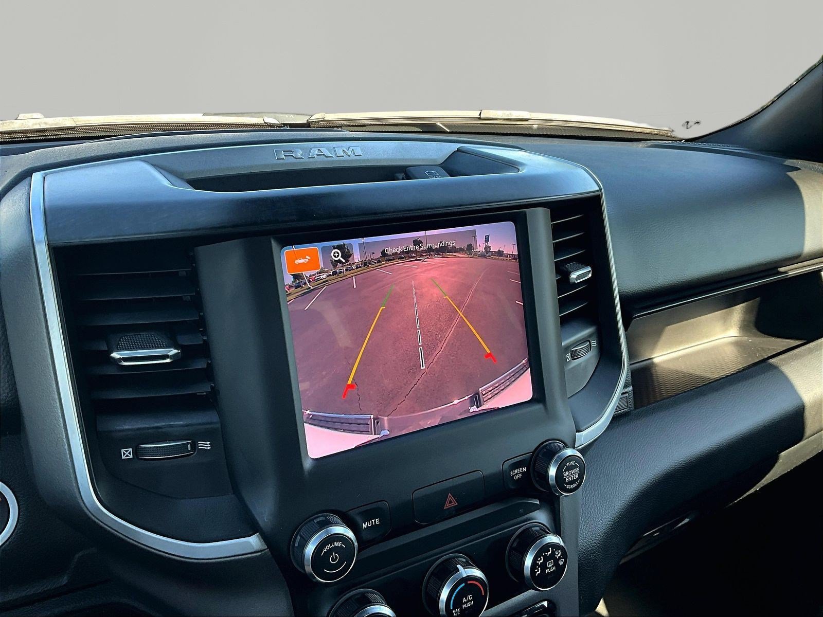 Used 2022 RAM 1500 Big Horn AWD/4WD image 15