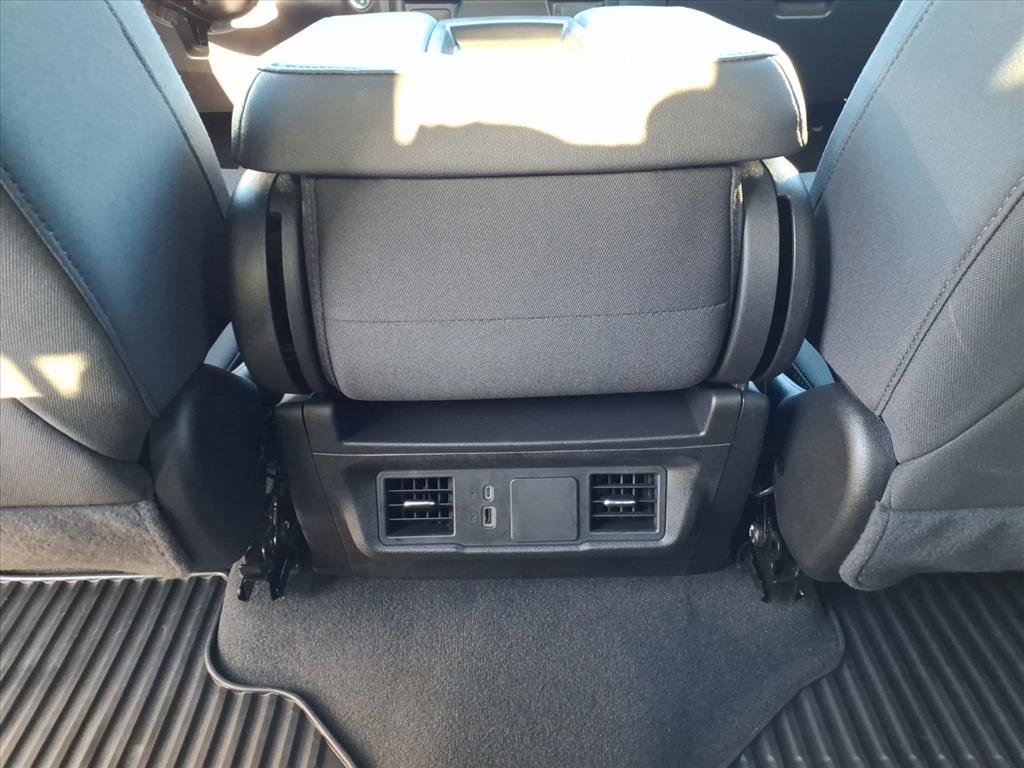 Used 2024 Chevrolet Silverado 1500 Custom image 19