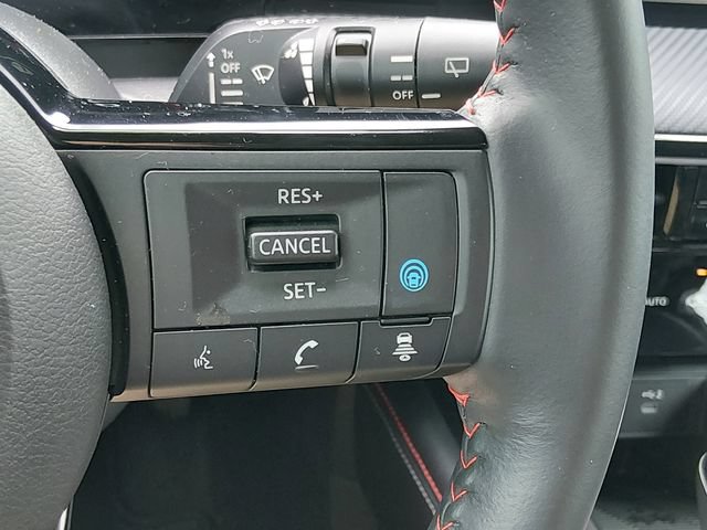 Certified 2025 Nissan Kicks SR FWD image 24