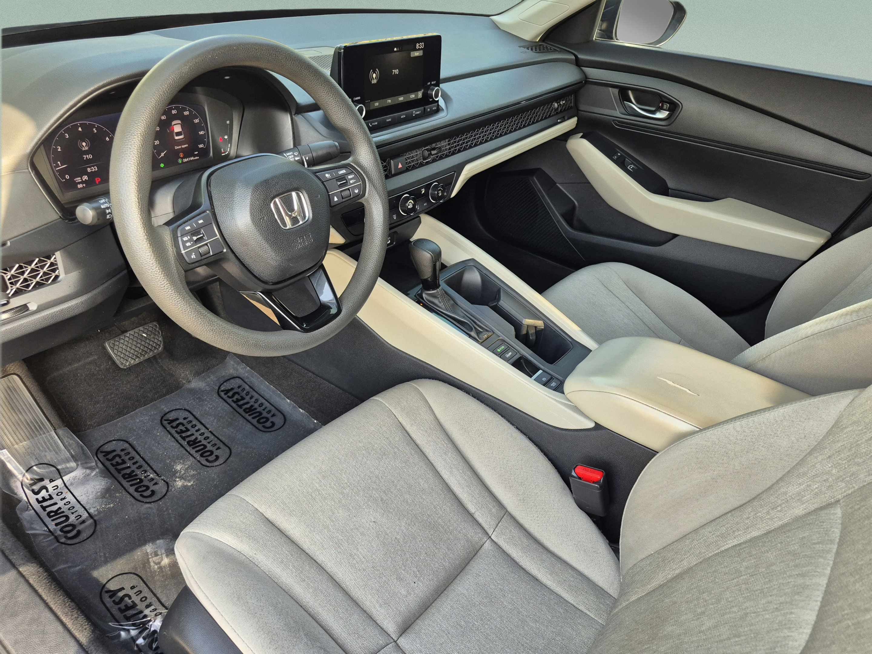Used 2023 Honda Accord LX image 18