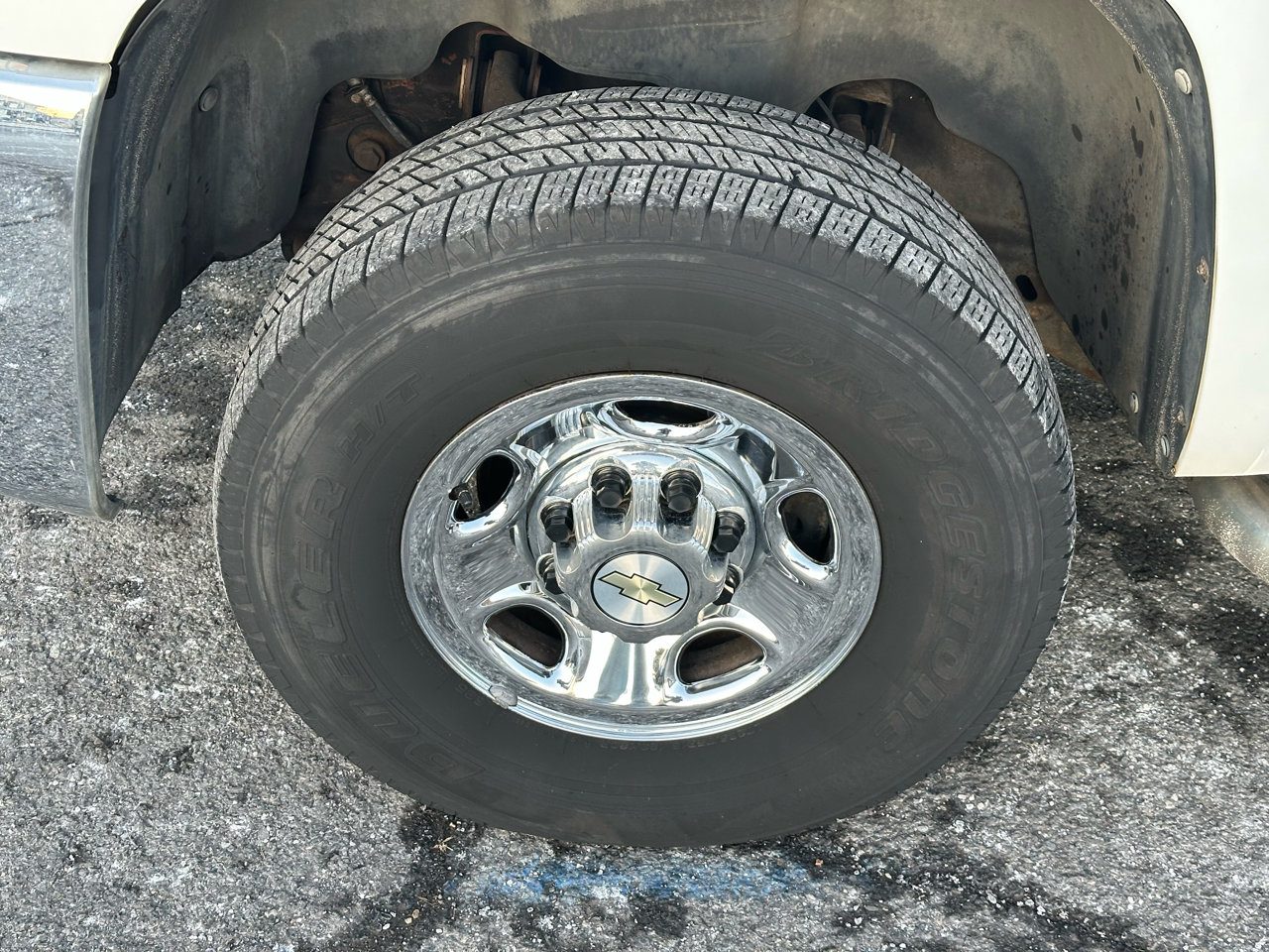 Used 2009 Chevrolet Silverado 2500 LT w/ Suspension Package, Off-Road image 6