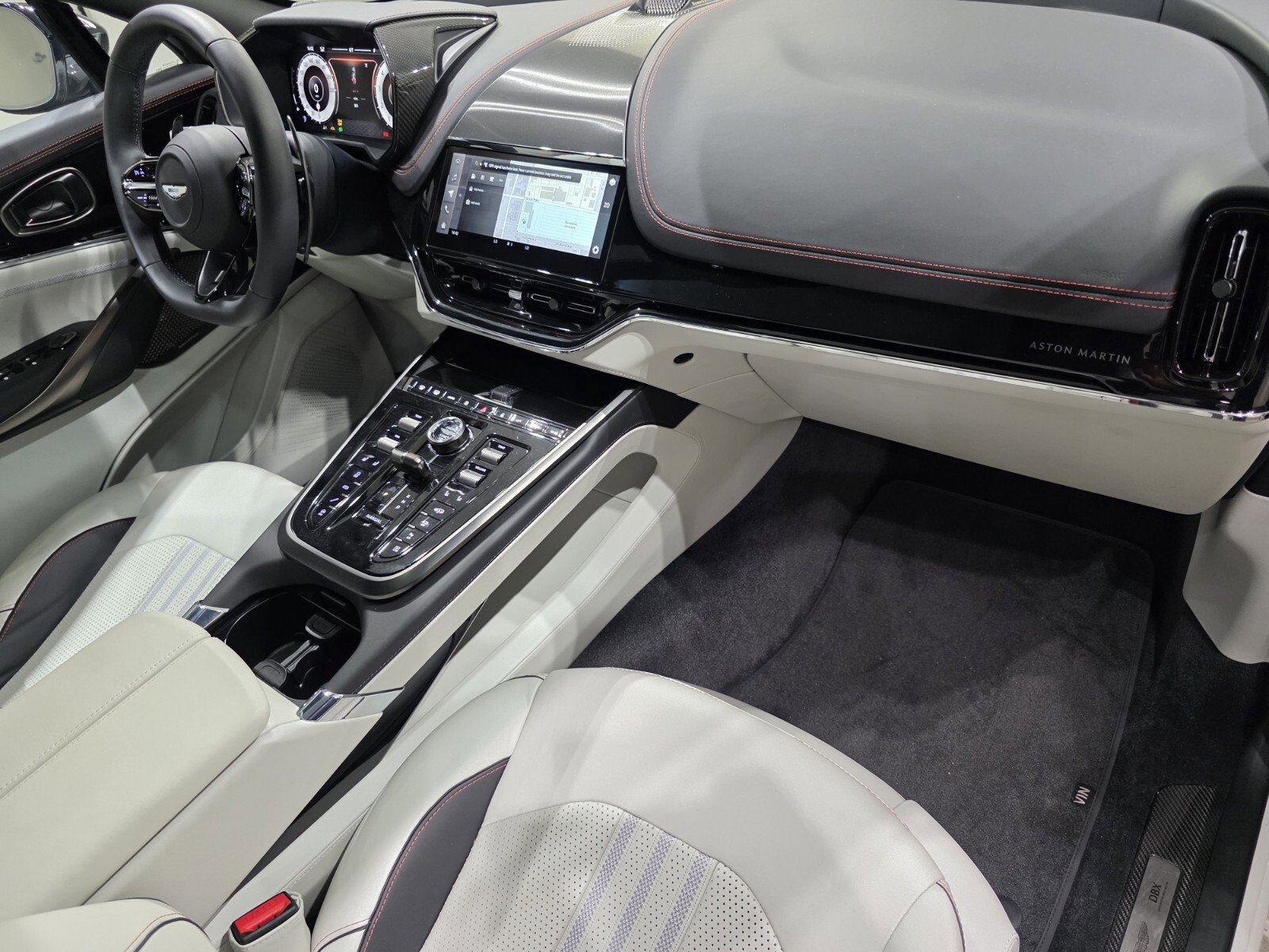 New 2025 Aston Martin DBX 707 image 31