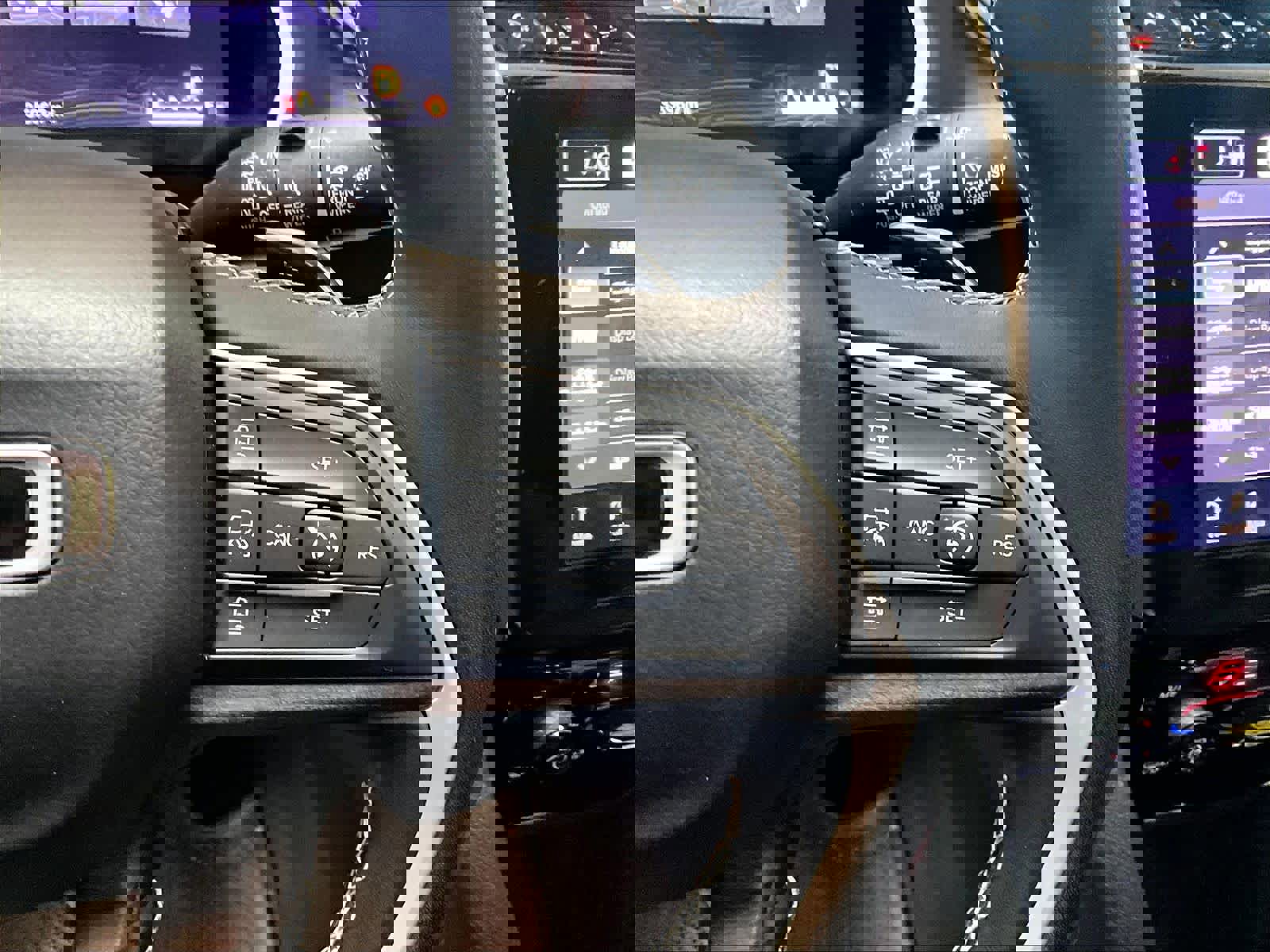 Used 2021 Jeep Grand Cherokee L Limited image 24