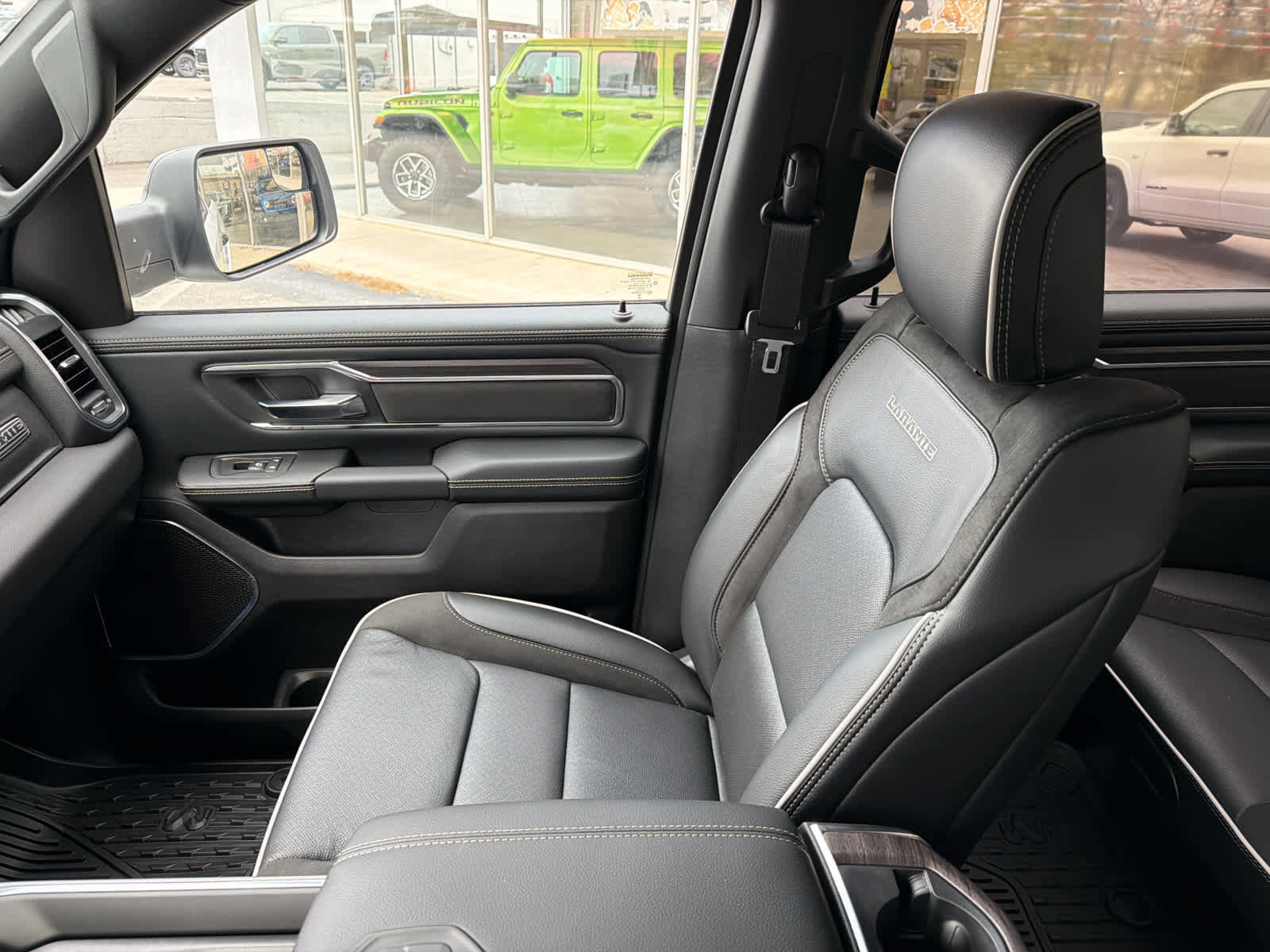 New 2026 RAM 1500 Laramie image 31