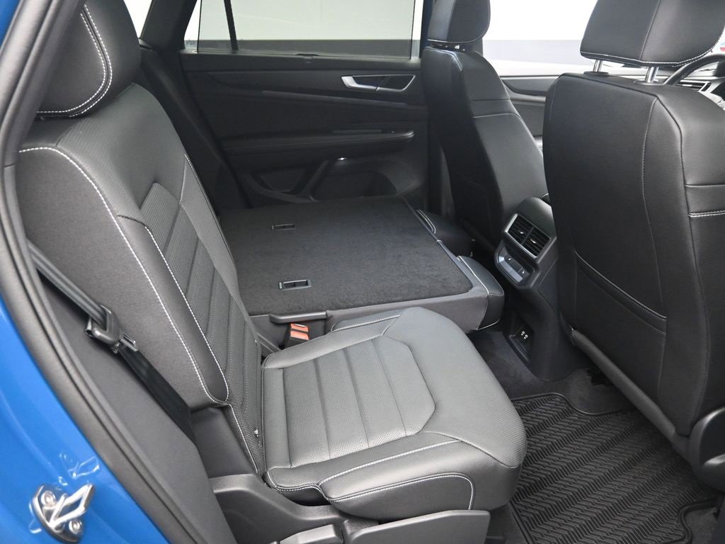New 2026 Volkswagen Atlas Cross Sport SEL image 28