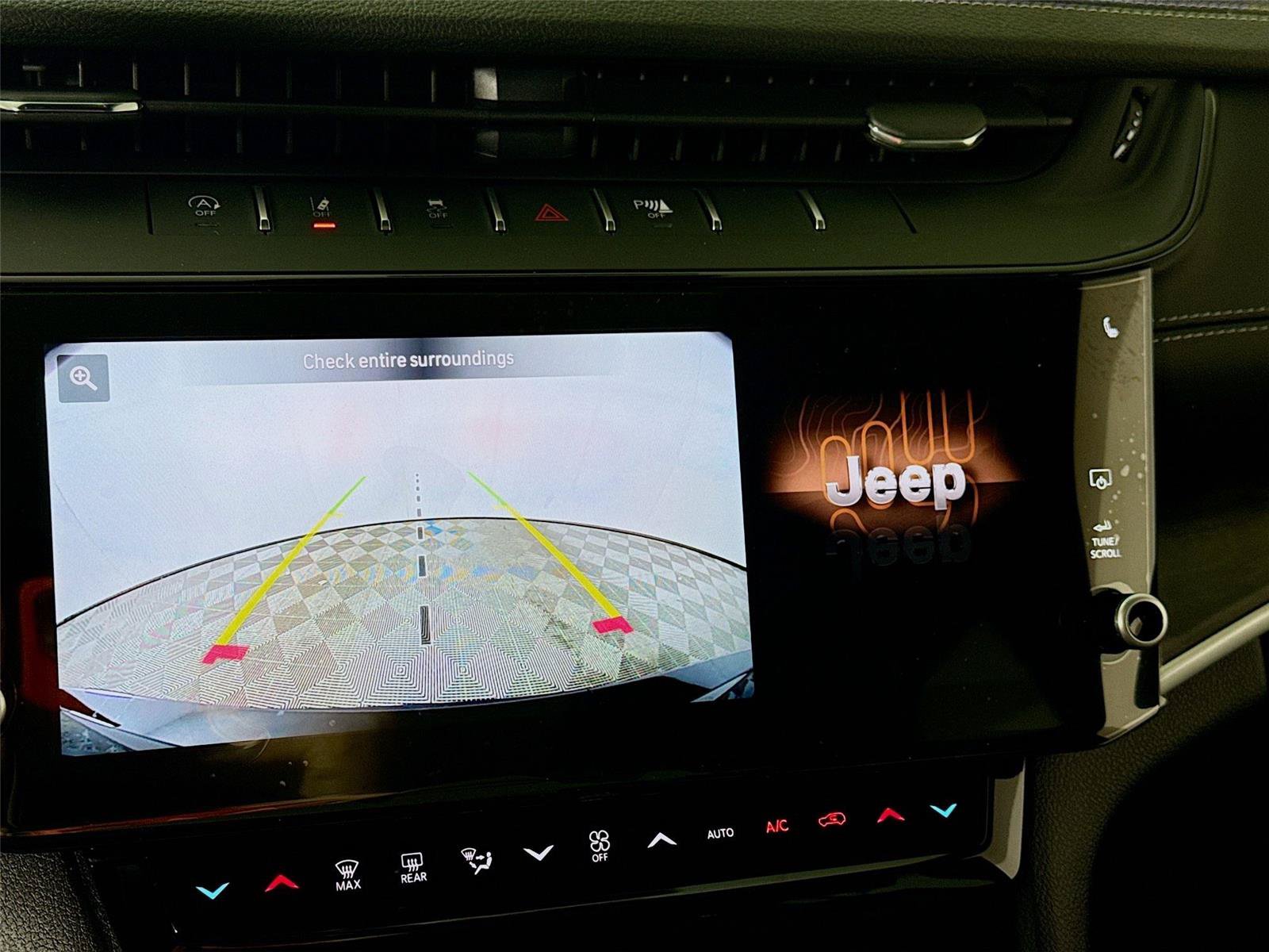 New 2026 Jeep Grand Cherokee L Limited w/ Limited Altitude Package AWD/4WD image 8