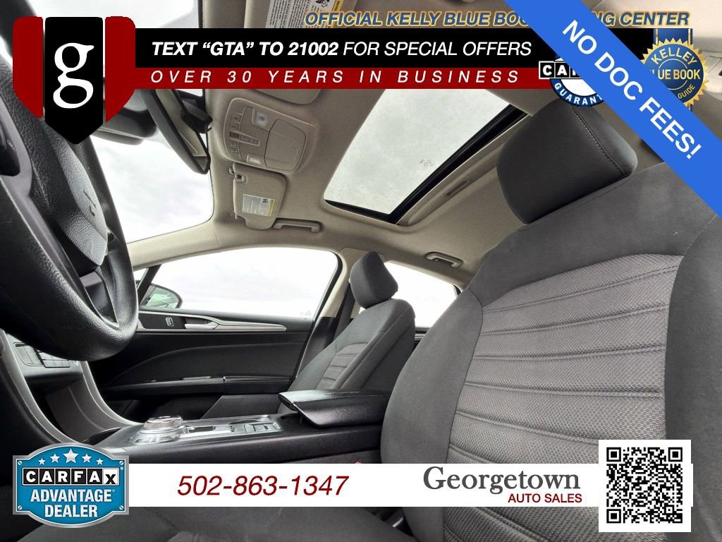 Used 2020 Ford Fusion SE FWD image 11