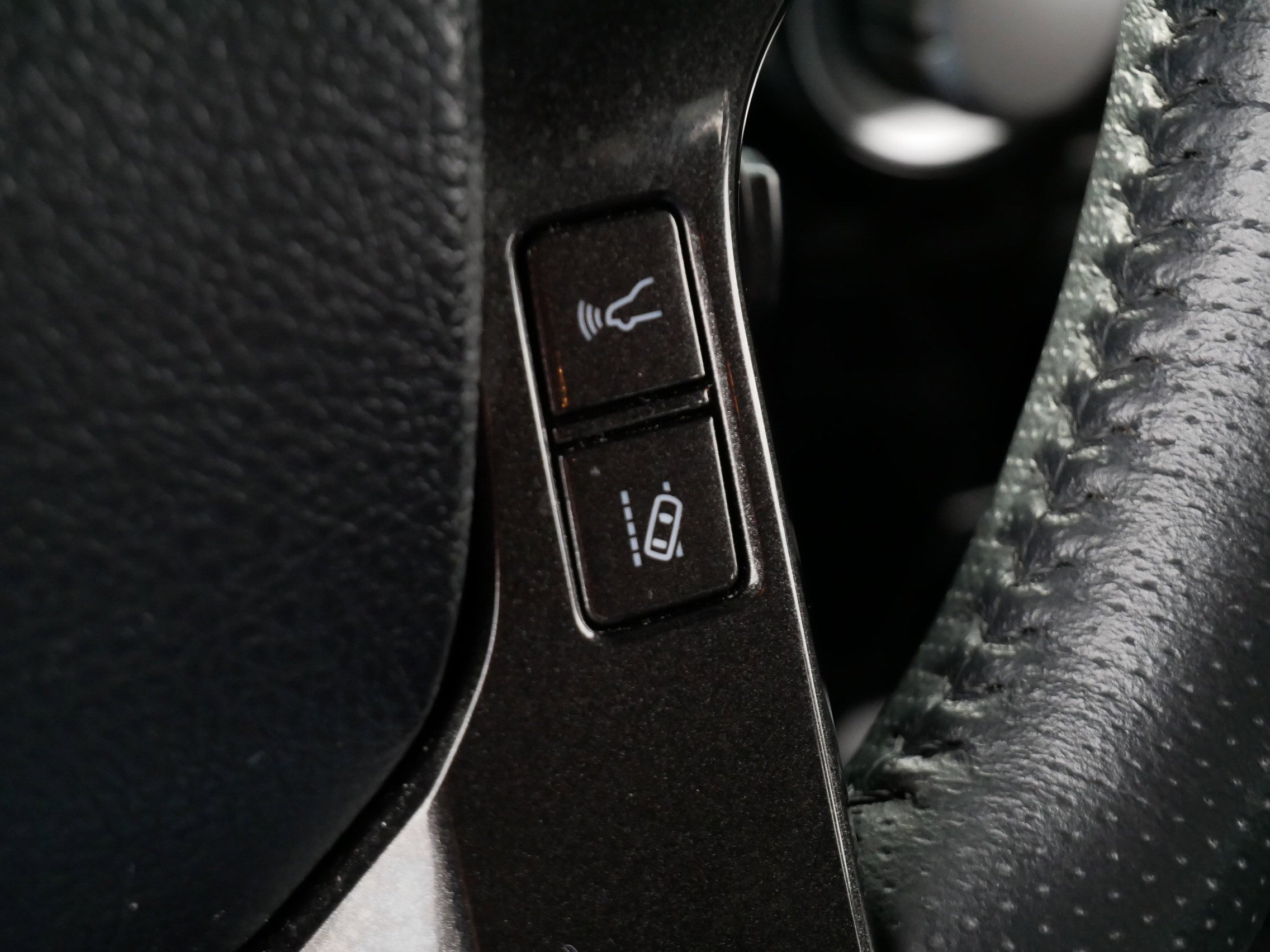 Certified 2024 Toyota 4Runner TRD Off-Road image 25