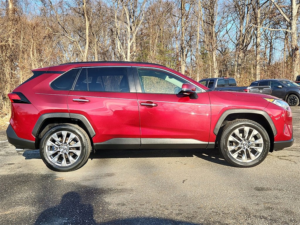 Used 2021 Toyota RAV4 Limited image 7