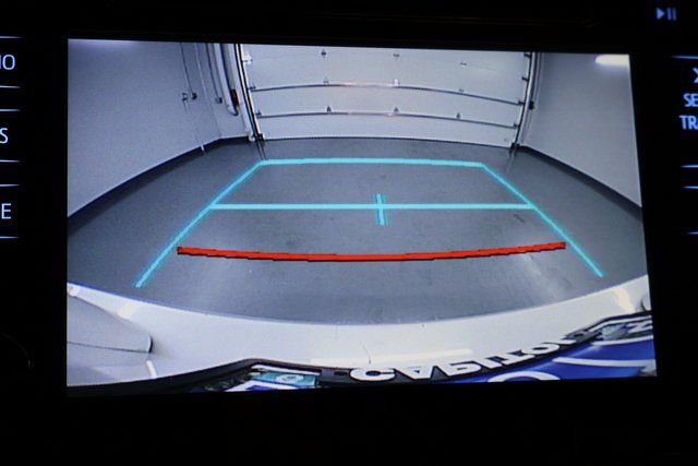 Used 2017 Toyota Prius Three w/ Advanced Technology Package FWD image 27