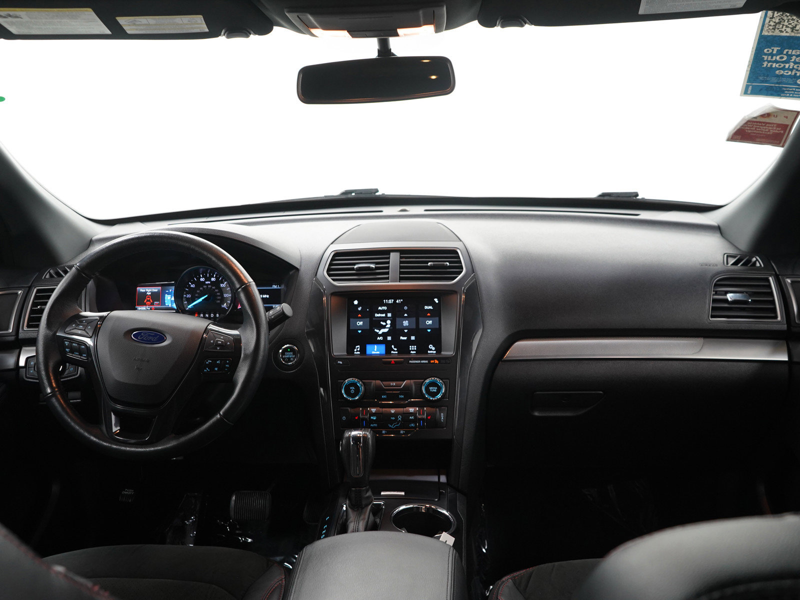 Used 2018 Ford Explorer XLT w/ Equipment Group 202A AWD/4WD image 11