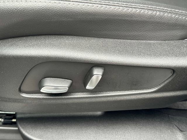 New 2025 Cadillac XT5 Luxury AWD/4WD image 30