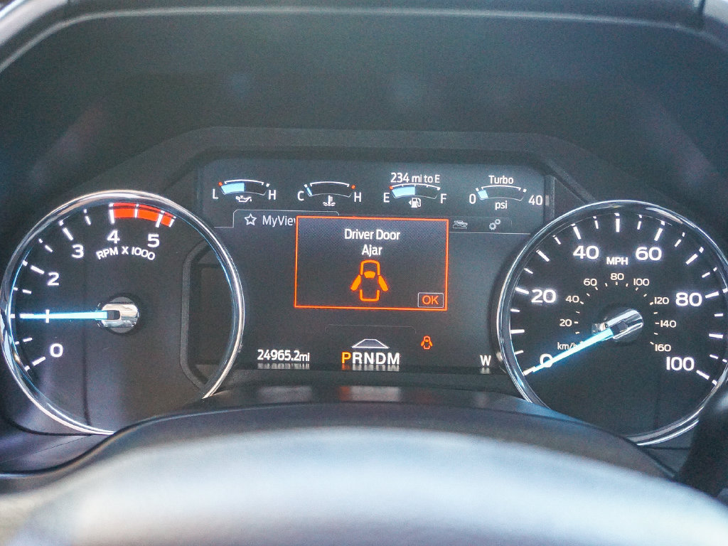 Used 2020 Ford F250 Platinum w/ FX4 Off-Road Package AWD/4WD image 22