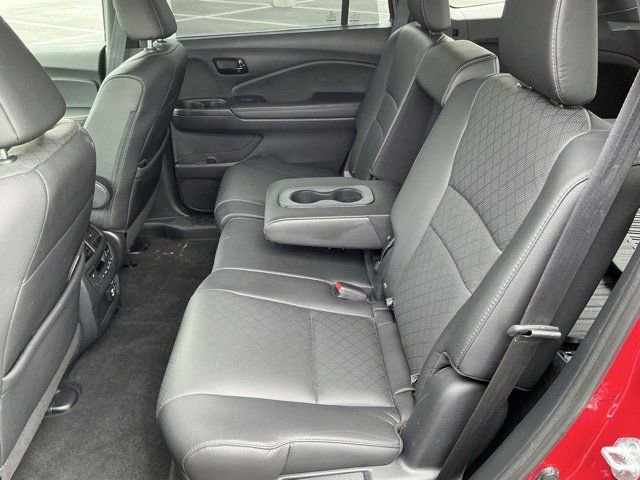 Used 2023 Honda Passport Elite image 14