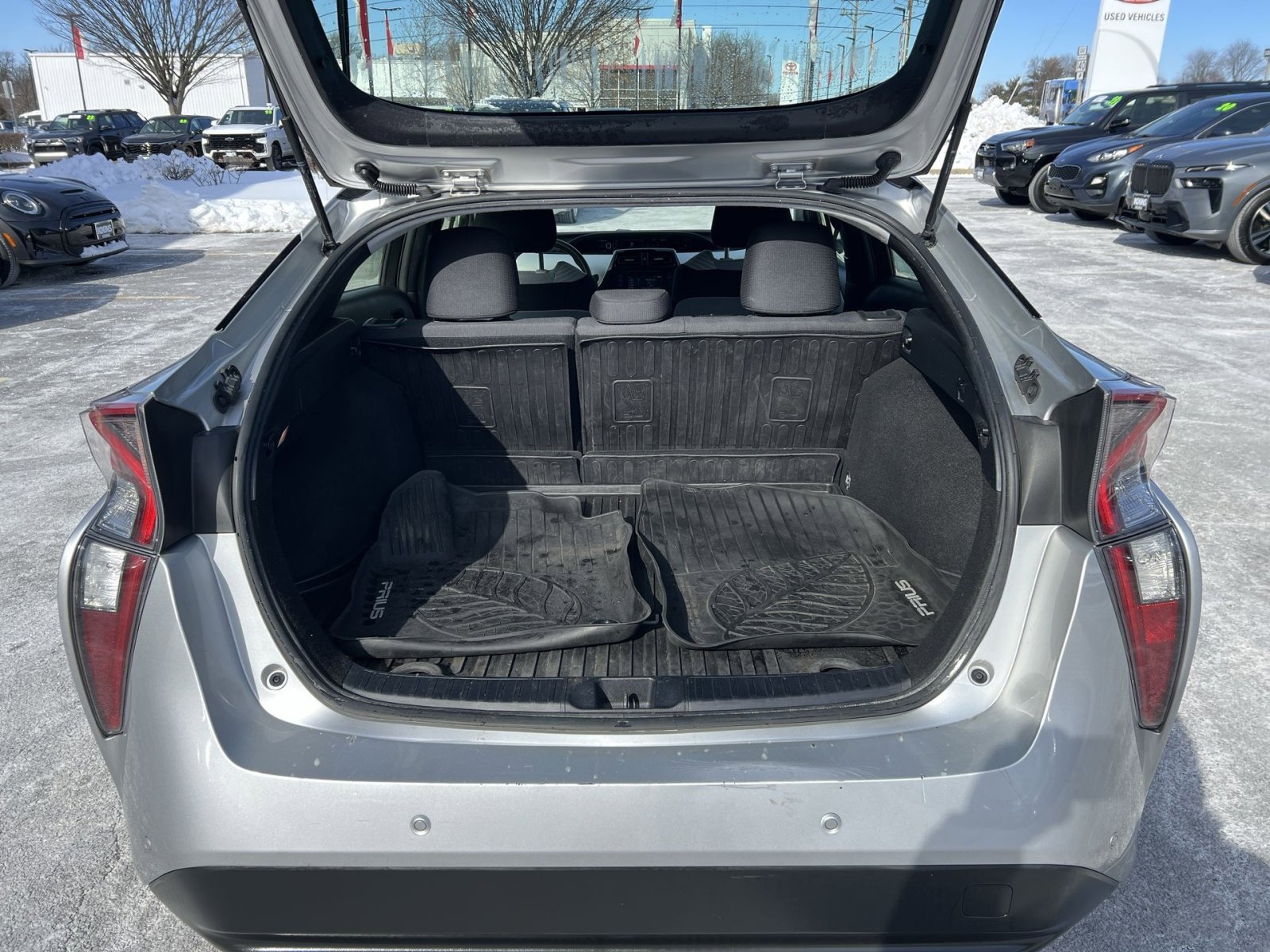 Used 2017 Toyota Prius Two image 23