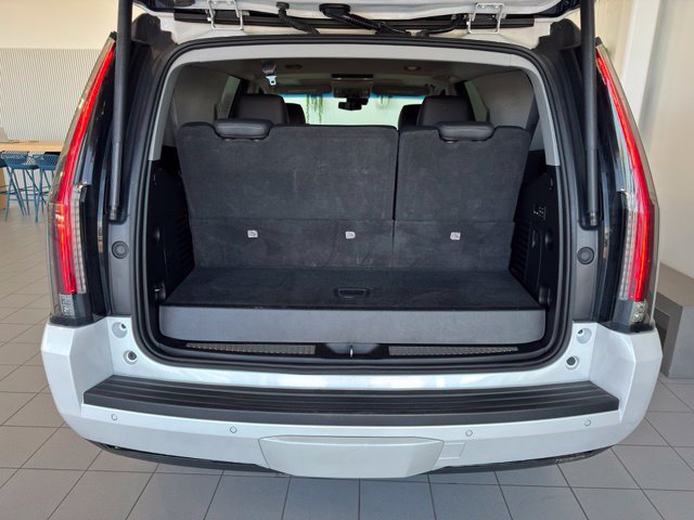 Used 2019 Cadillac Escalade Premium Luxury AWD/4WD image 47
