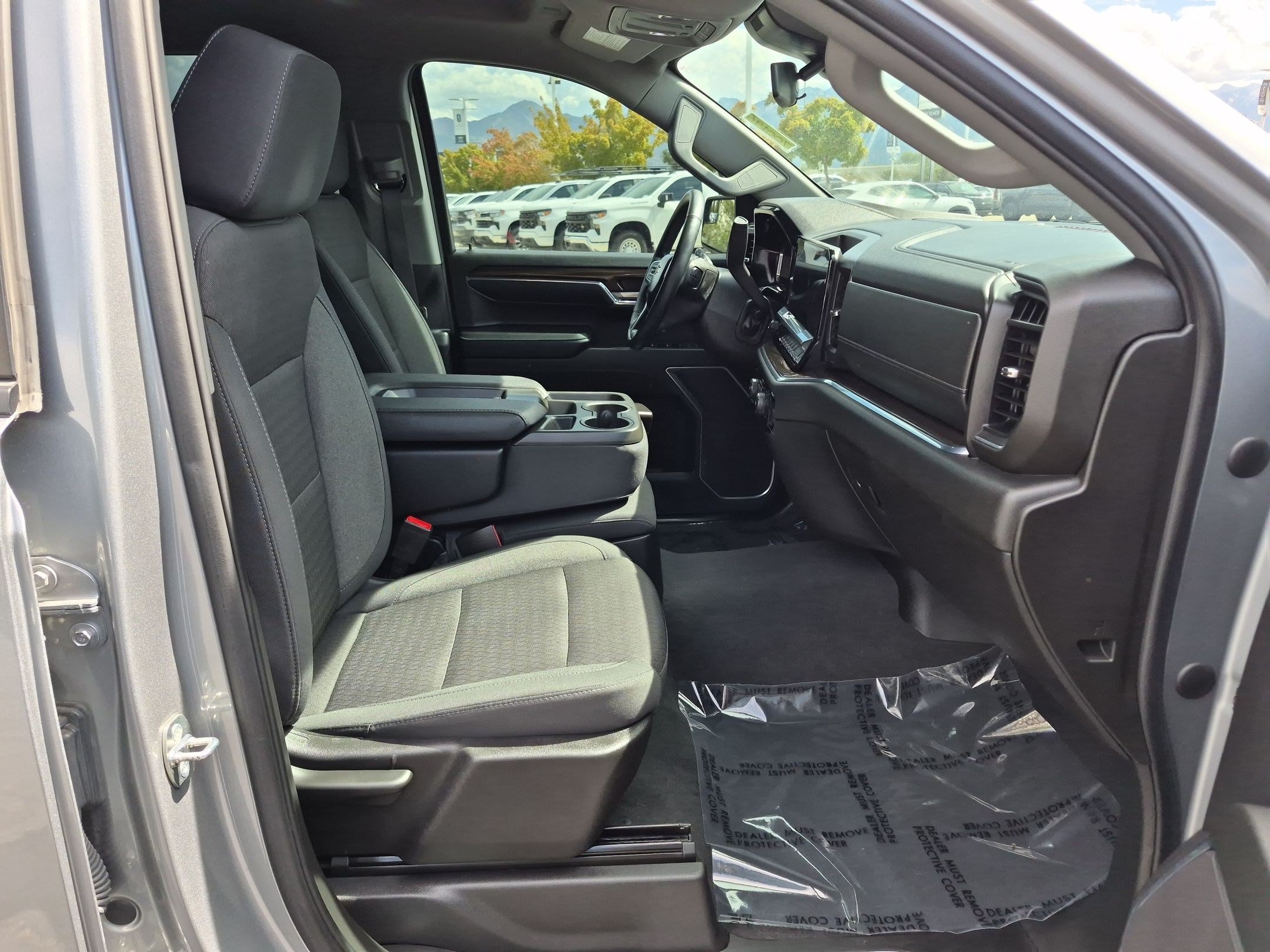 Certified 2024 Chevrolet Silverado 1500 LT AWD/4WD image 29