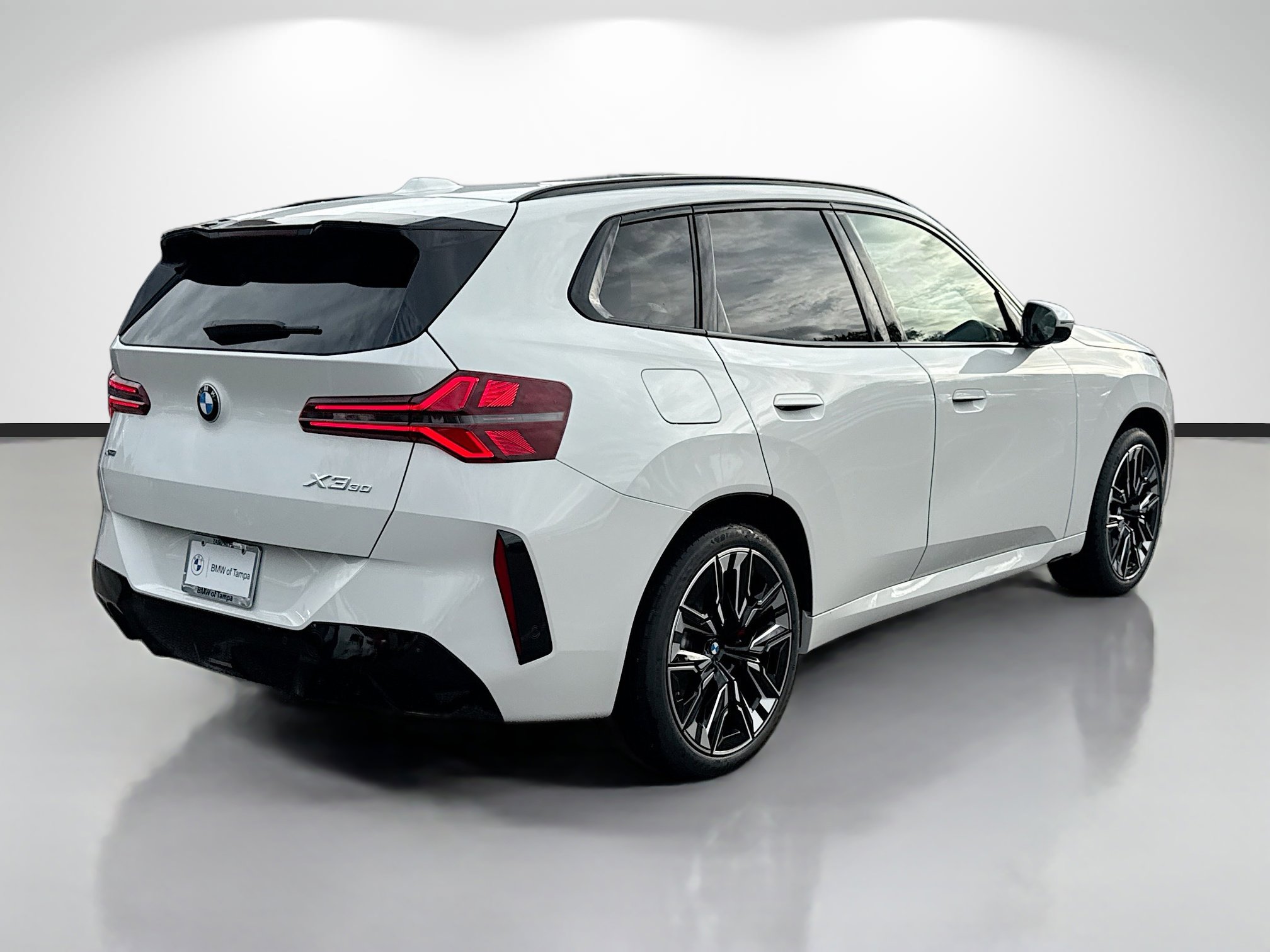 New 2026 BMW X3 xDrive30 w/ Premium Package AWD/4WD image 3