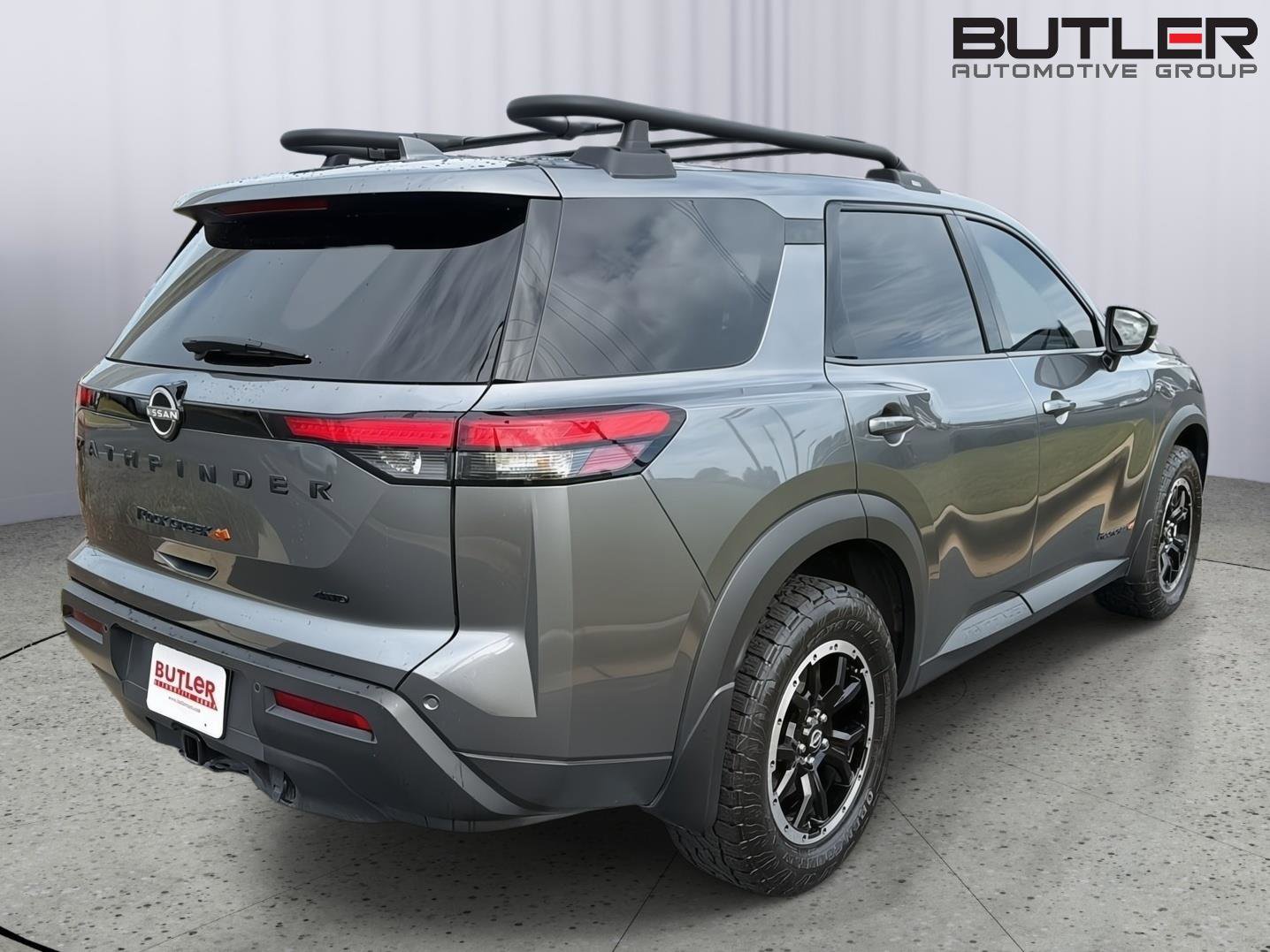 Used 2025 Nissan Pathfinder Rock Creek AWD/4WD image 6