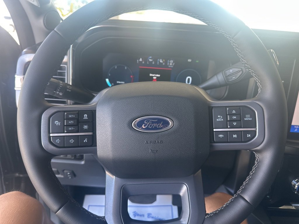 New 2025 Ford F350 Lariat w/ Lariat Ultimate Package image 13