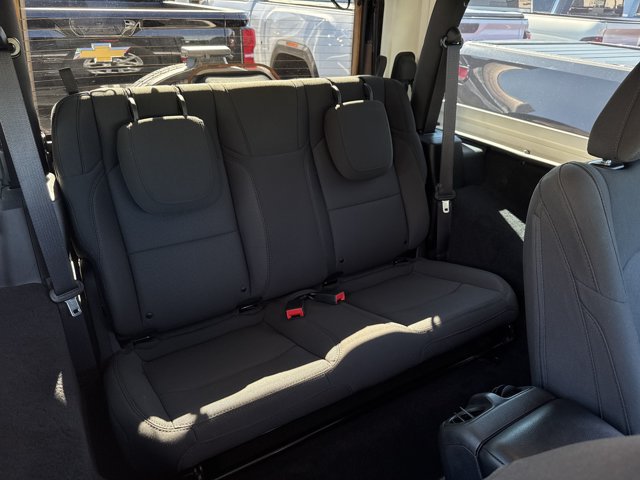 Used 2023 Jeep Wrangler Sport AWD/4WD image 16