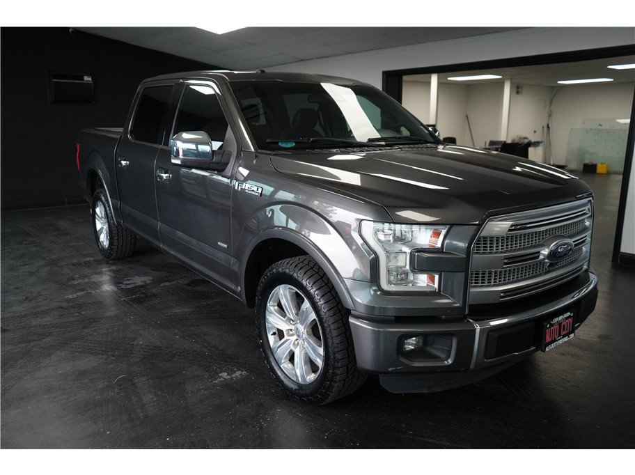 Used 2015 Ford F150 Platinum w/ Equipment Group 701A Luxury RWD image 9