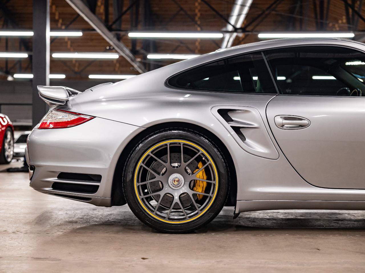Used 2011 Porsche 911 Turbo S AWD/4WD image 37