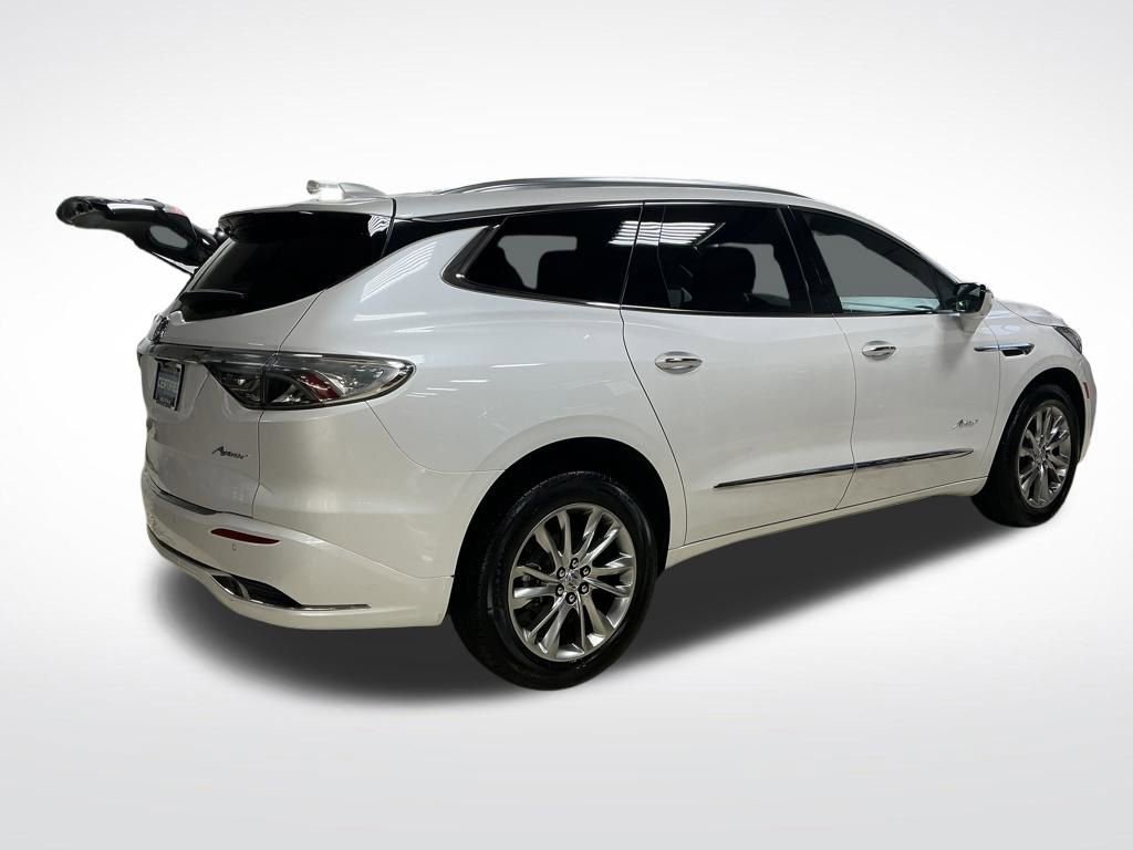 Certified 2024 Buick Enclave Avenir w/ Avenir Technology Package image 5