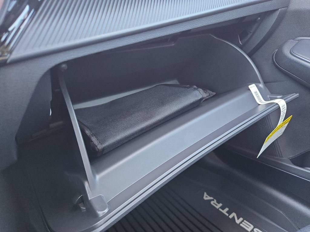 New 2026 Nissan Sentra SV w/ SV Convenience Package FWD image 27