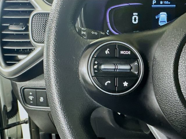 Used 2023 Kia Soul LX w/ LX Technology Package FWD image 16