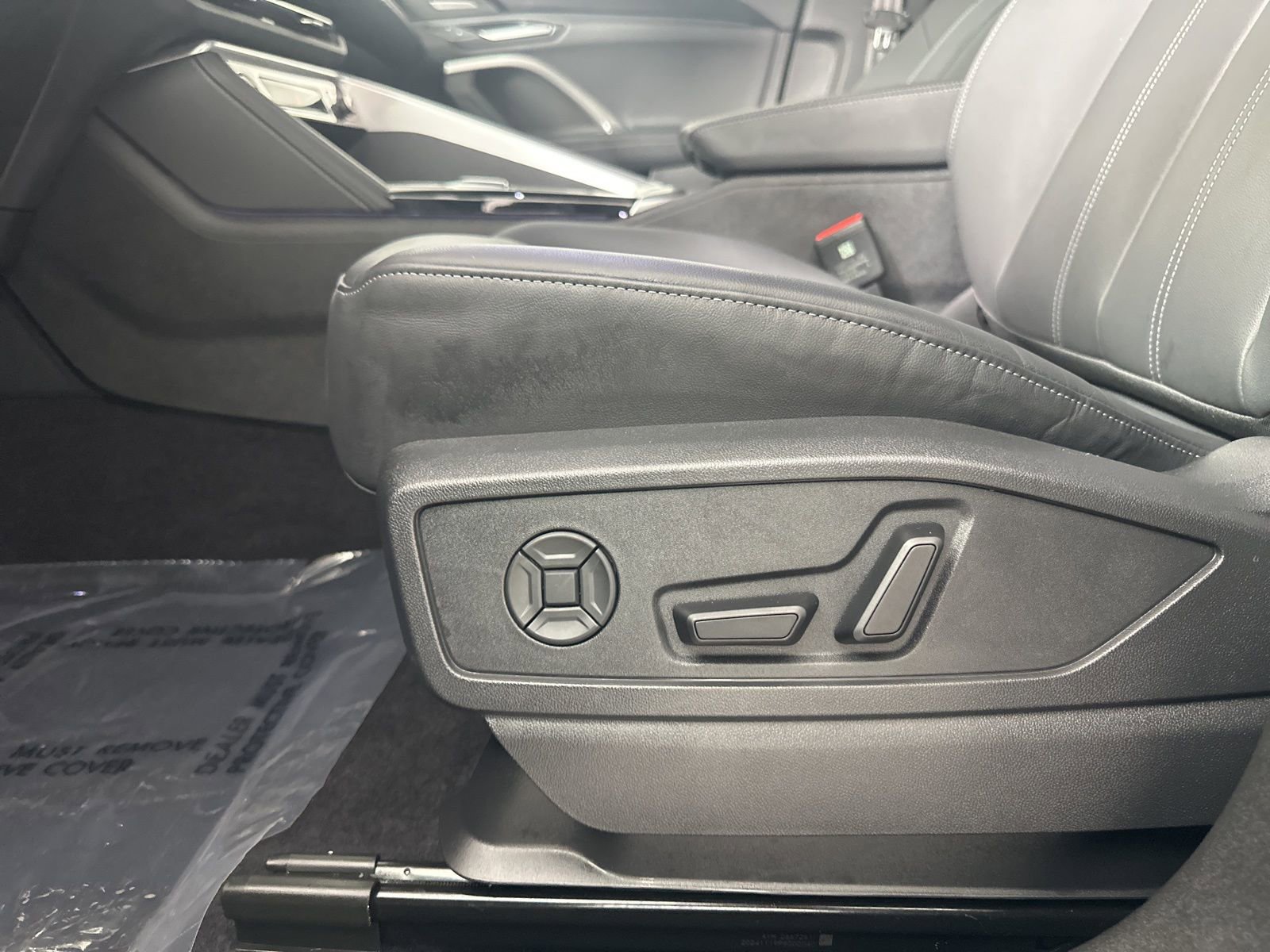 Certified 2025 Audi Q5 Premium w/ Premium Plus AWD/4WD image 10