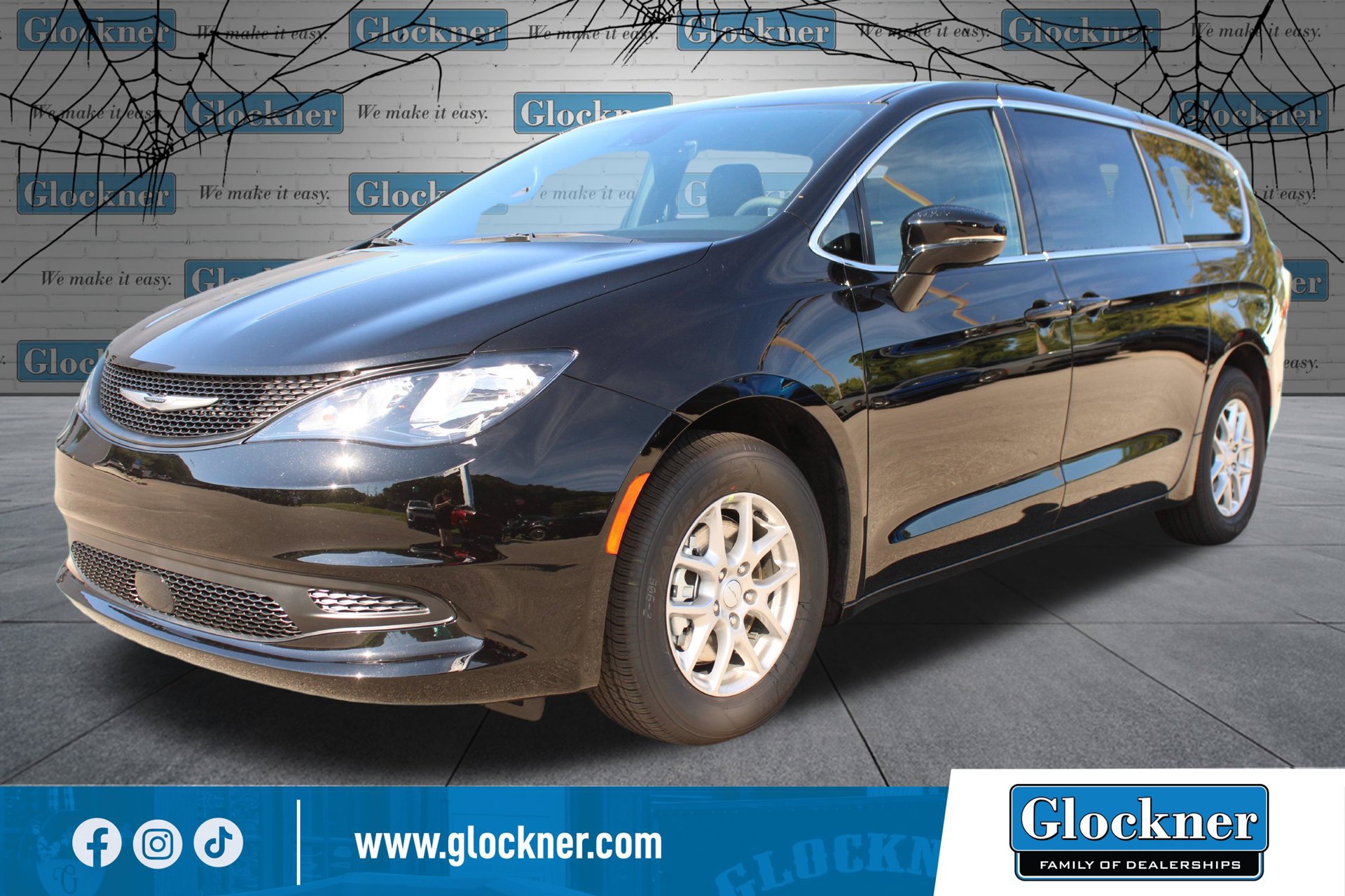 New 2027 Chrysler Pacifica LX FWD image 1