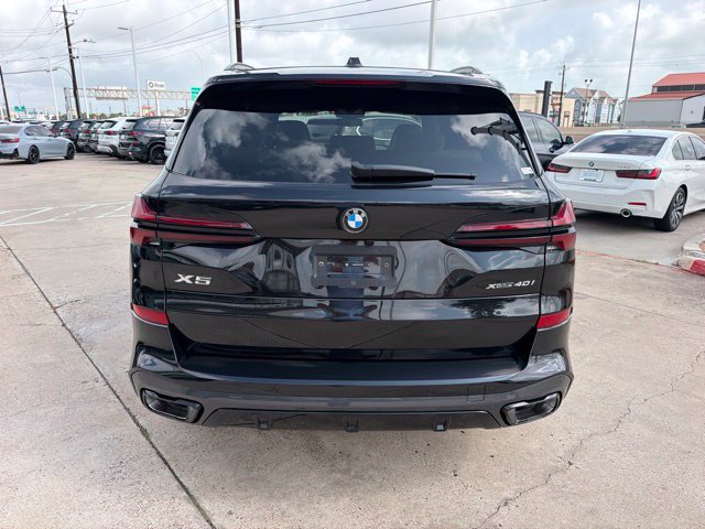 New 2026 BMW X5 xDrive40i w/ M Sport Package AWD/4WD image 8