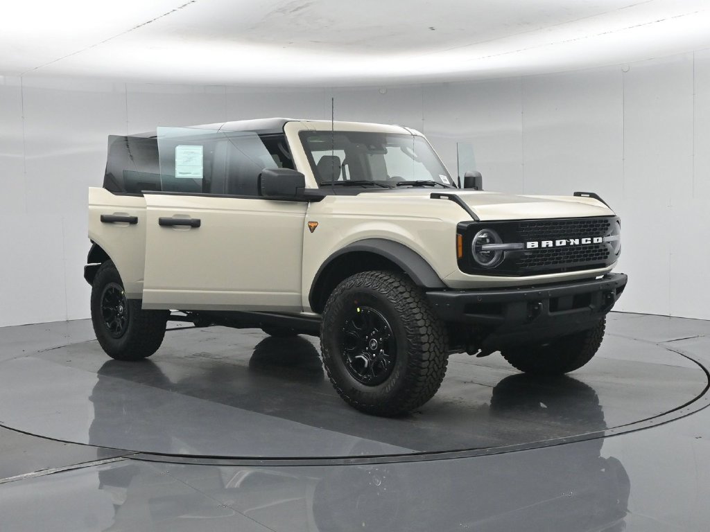 New 2026 Ford Bronco Badlands w/ Wildtrak Package AWD/4WD image 32