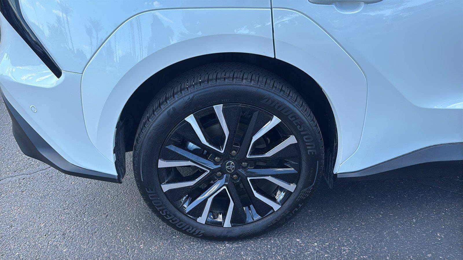 Certified 2026 Toyota bZ FWD image 11
