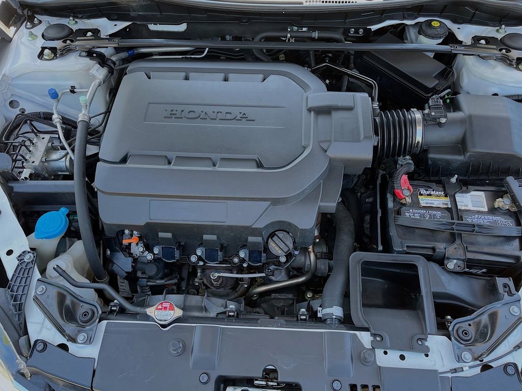 Used 2015 Honda Accord EX-L image 10