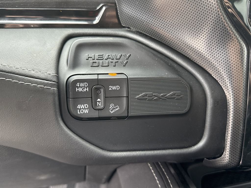 Used 2024 RAM 2500 Limited AWD/4WD image 17